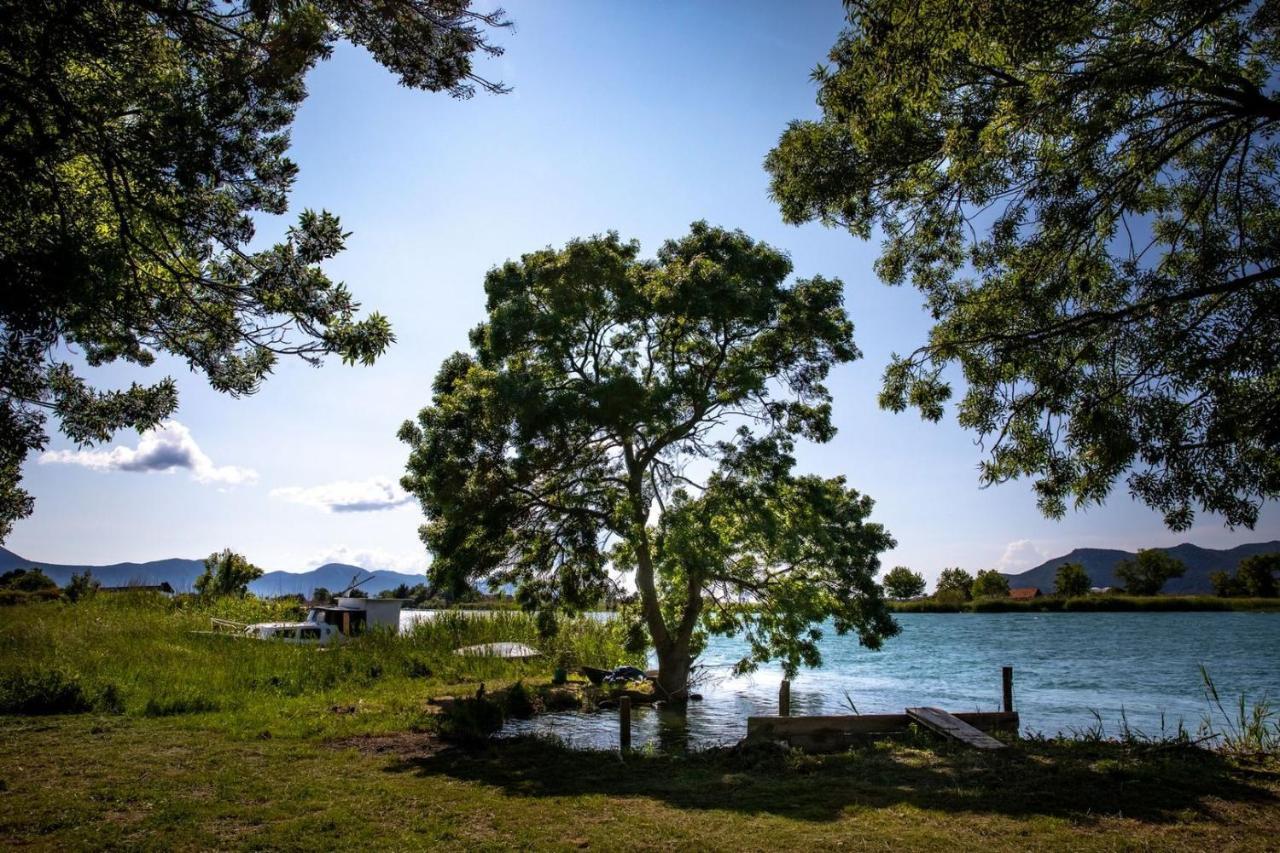 Apartment Neretva Dream Komin  Экстерьер фото