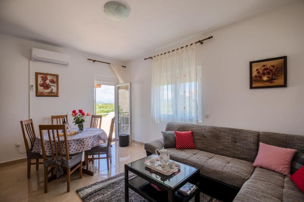 Apartment Neretva Dream Komin  Экстерьер фото
